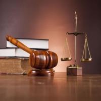 قبول وکالت و مشاوره حقوقی-وکیل پایه یک دادگستری-وحید آگاه